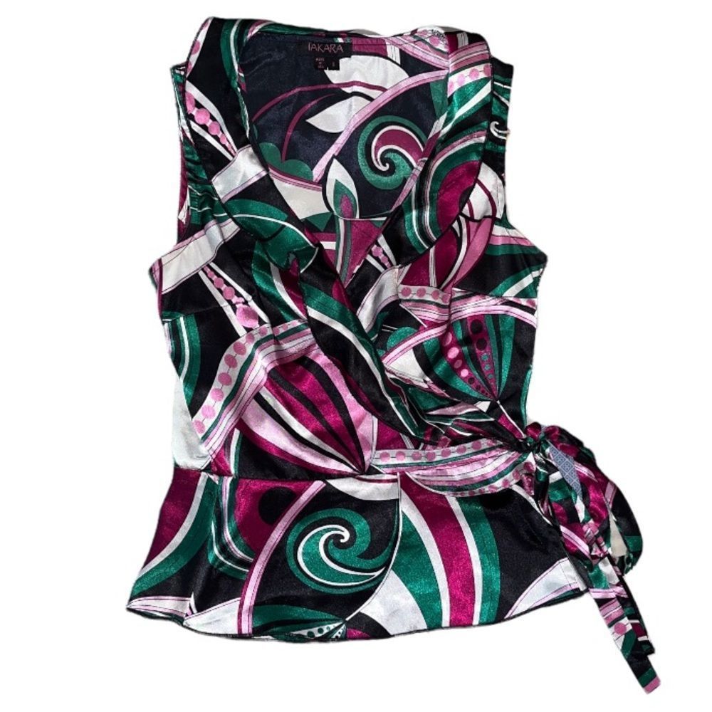 𝅺TAKARA tank top blouse with tie on the side size small